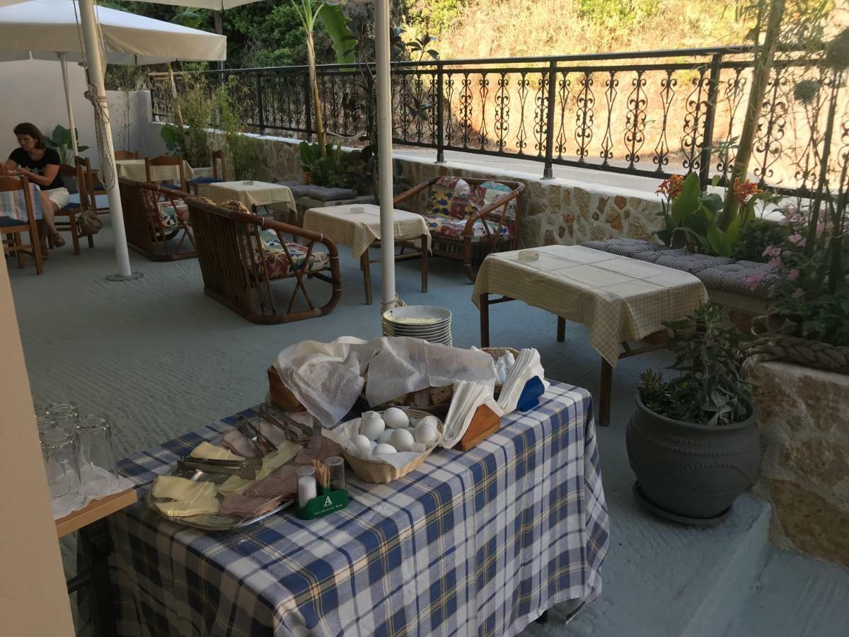 Michaela Hotel Poros  Exterior foto